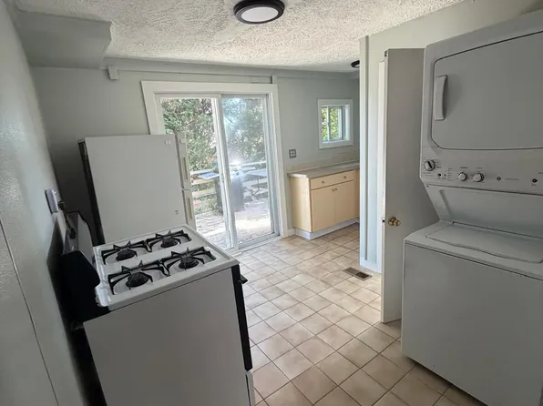 7 & 9 Summit Ave #1, Milford, CT 06460