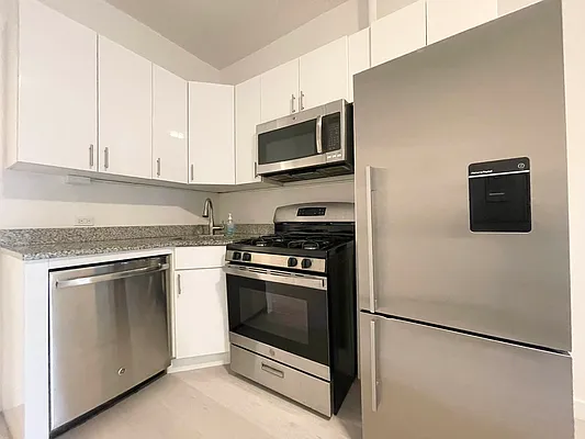 Rented by Douglas Elliman | media 28