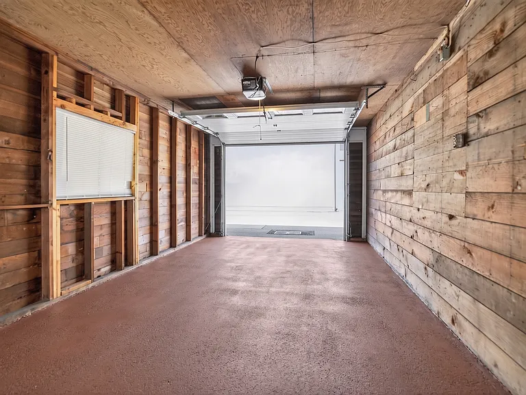 1553 Fir St — Photo 22