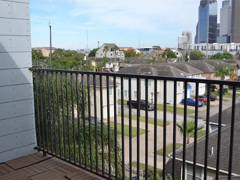 1316 Cleveland #A — Photo 24