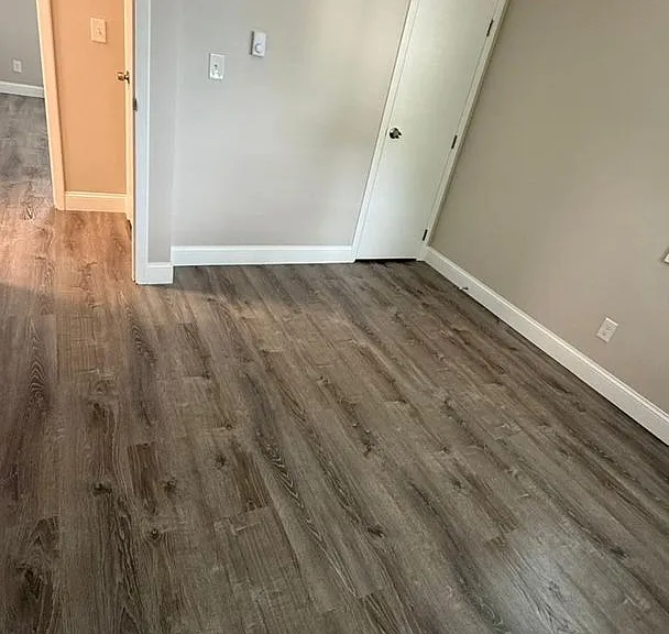 8-12 Perry St — Photo 23