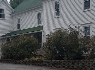 7 Green St, Norway, ME 04268