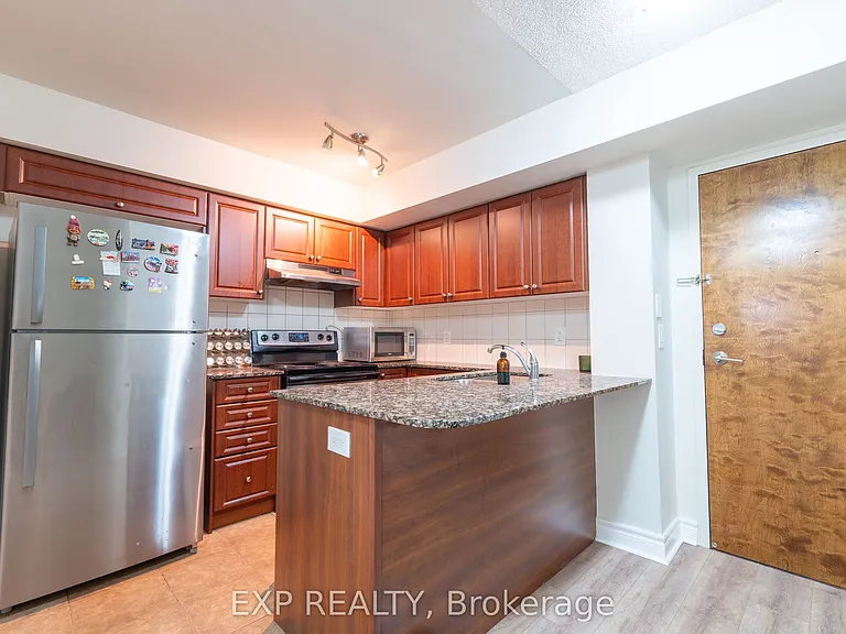 60 Fairfax Cres N #221 — Photo 13
