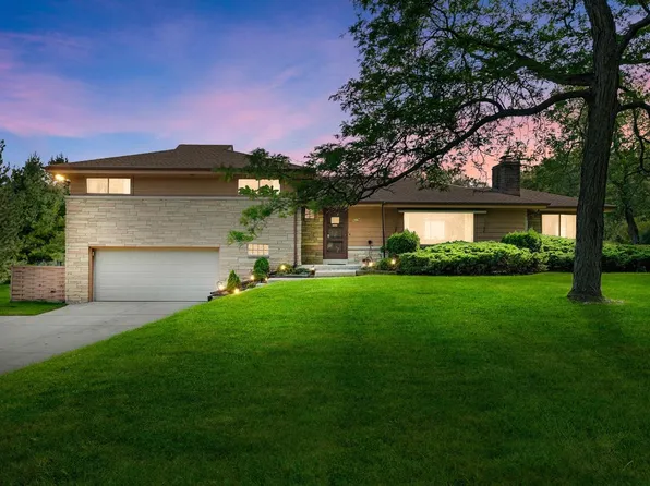 9276 North Sleepy Hollow LANE, Bayside, WI 53217