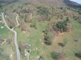 51 Clarks Cove Rd, Leicester, NC 28748