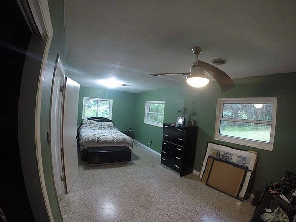 4th image of 5630 SE 127th Pl