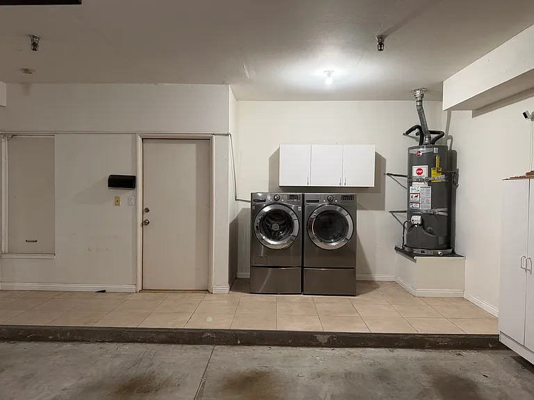 330 El Dorado St #4 — Photo 11