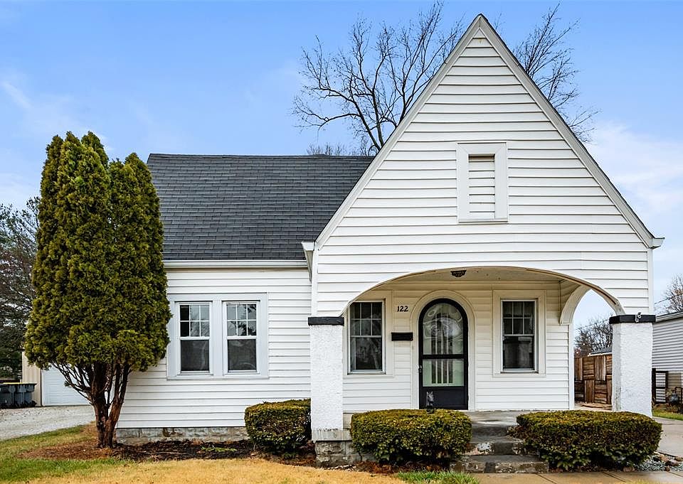 1st image of 122 Haverhill Dr