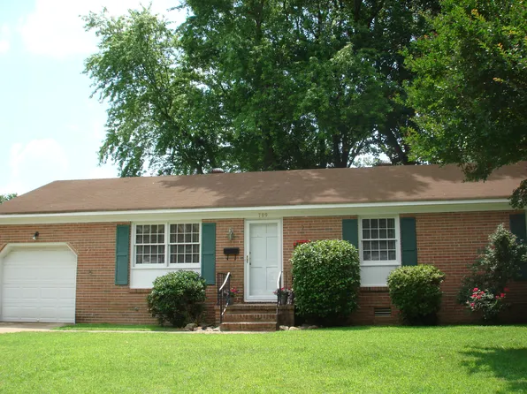789 Darden Dr, Newport News, VA 23602
