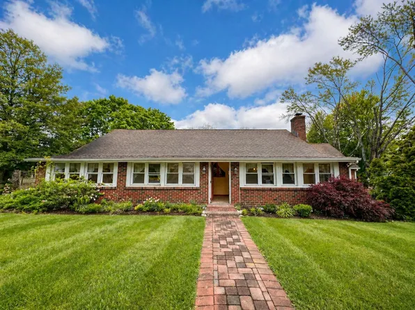 418 Pitman Rd, Sewell, NJ 08080