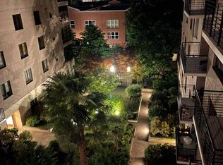 1030 NW Johnson St APT 502, Portland, OR 97209