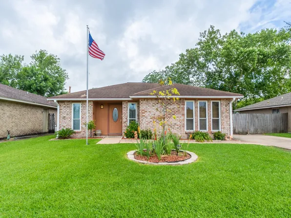 1714 Magnolia Dr, Pasadena, TX 77503