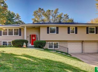 11637 Howard Rd, Omaha, NE 68154