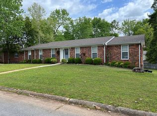 222 Roxie Dr, Florence, AL 35633