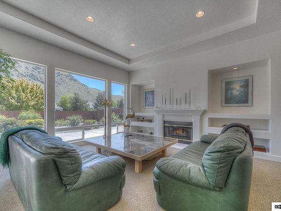 4th image of 2287 Waterford Pl