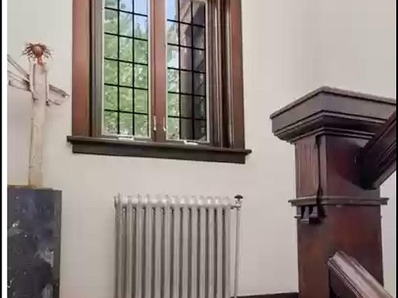 2nd image of 5257 N Magnolia Ave #2