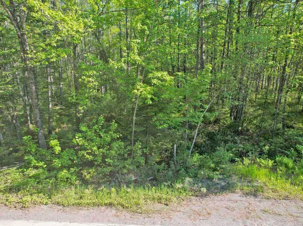 31 Howard Siding Lane Lane, Abbot, ME 04406