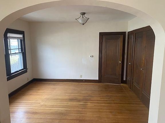 4th image of 5137 N Guilford Ave
