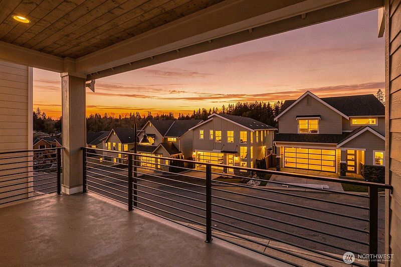 3rd image of 20316 94th Drive NE
