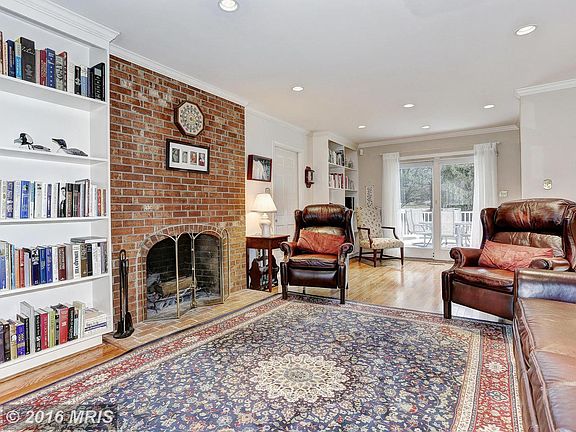 3rd image of 4325 Oxbow Ct
