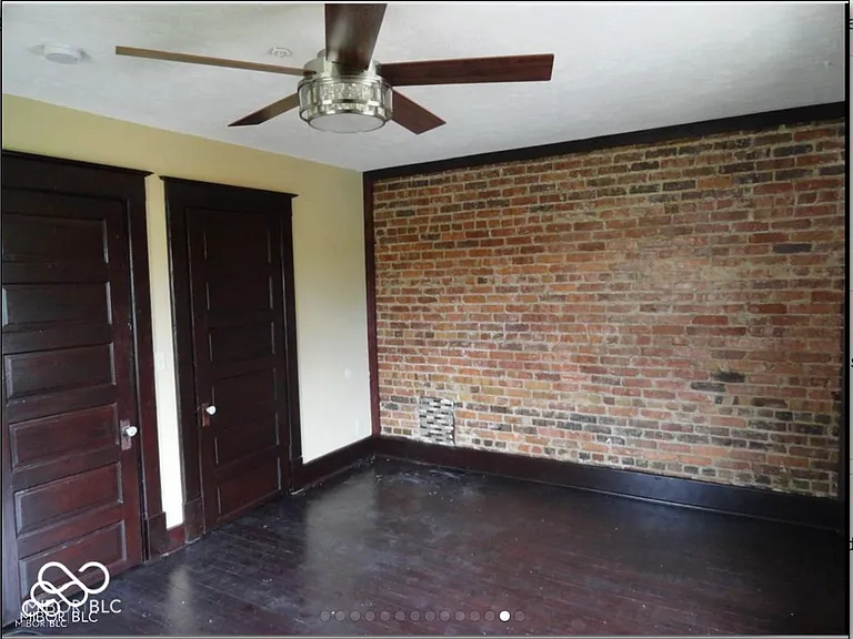 1841 N Talbott St — Photo 9