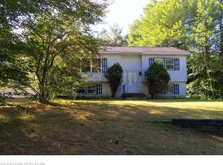 1 Arthur Dr, Steep Falls, ME 04085