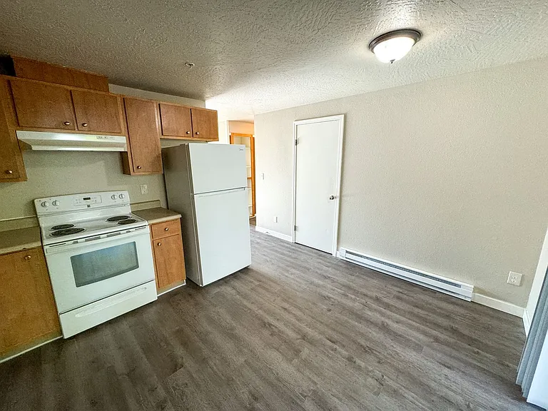 3446-3462 Hadley St NE — Photo 7