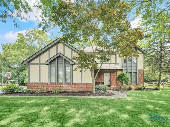 472 S Ridge Dr, Perrysburg, OH 43551