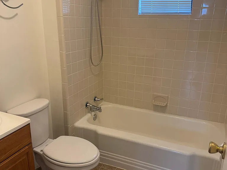 3910 McVay St SW — Photo 8