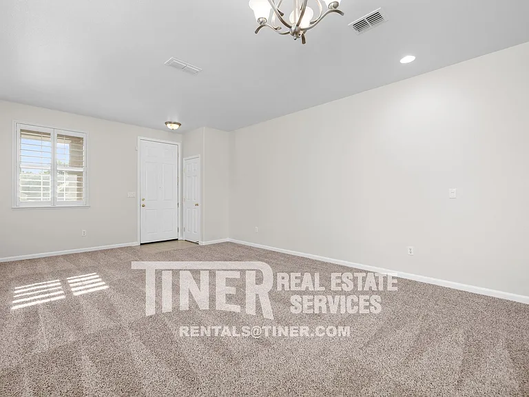 1422 Stoney Cross Ln — Photo 6
