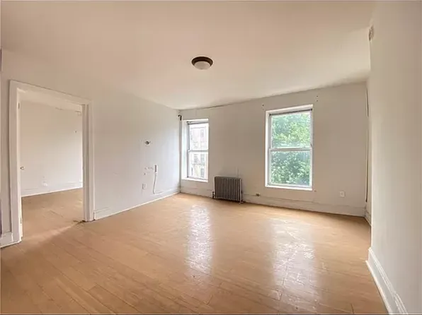 1074 Fulton Street image 2 of 8