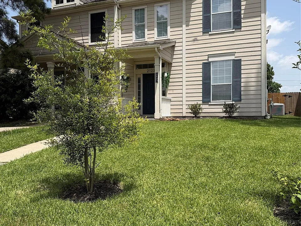2123 Rustling Trees Way
