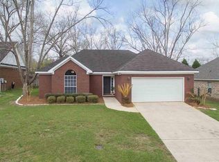 9199 Huckleberry Dr, Spanish Fort, AL 36527