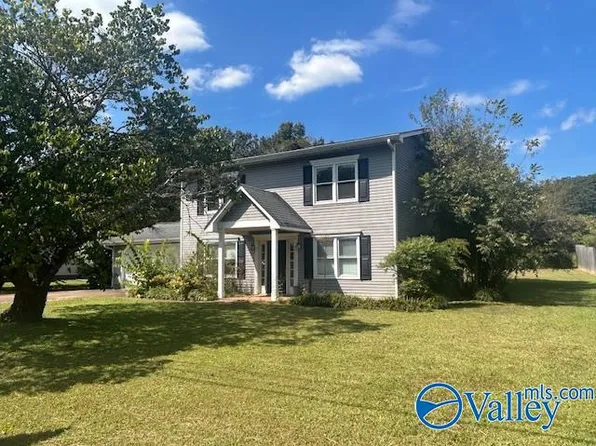 1104 Lasone Dr, Scottsboro, AL 35768
