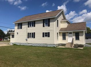 212 N Cedar St, Manistique, MI 49854