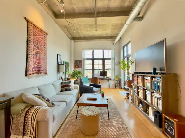 2328 Champlain St NW APT 420, Washington, DC 20009