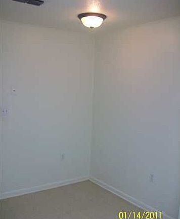 4th image of 603 Mountain Dr APT 2