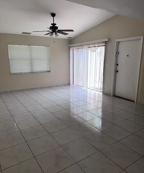 1251 NW 123rd Ave — Photo 4