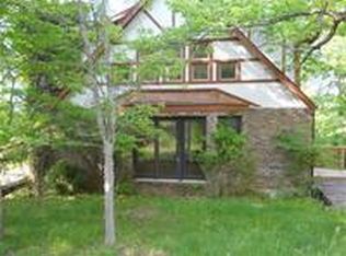 1270 Deerwood Dr, Frankfort, KY 40601