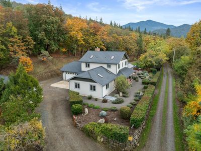 7907 Rapp Ln, Talent, OR, 97540