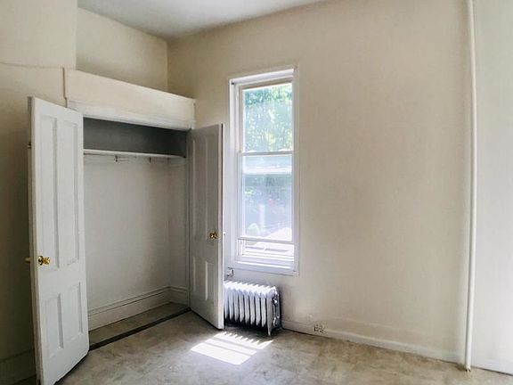 3rd image of 28 Van Buren St #1F