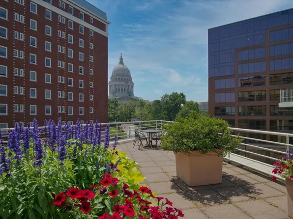 111 N Hamilton St APT 303, Madison, WI 53703