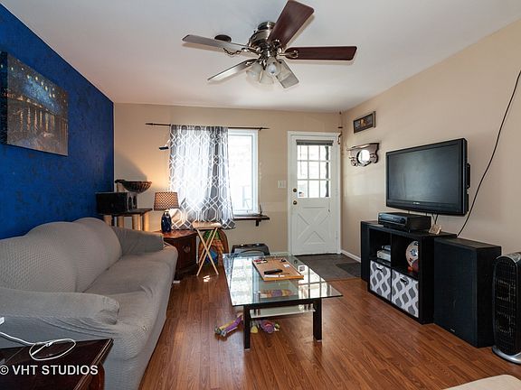2nd image of 1031 S Madison Ave