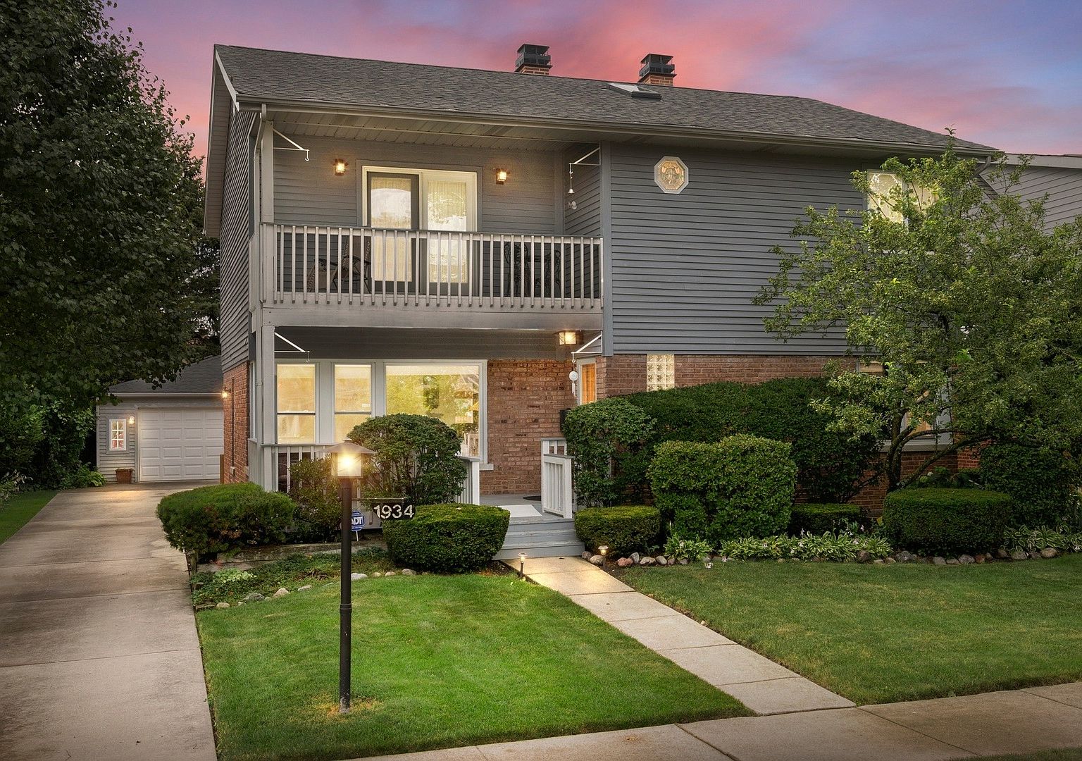 1934 Buckingham Ave, Westchester, IL 60154 Zillow