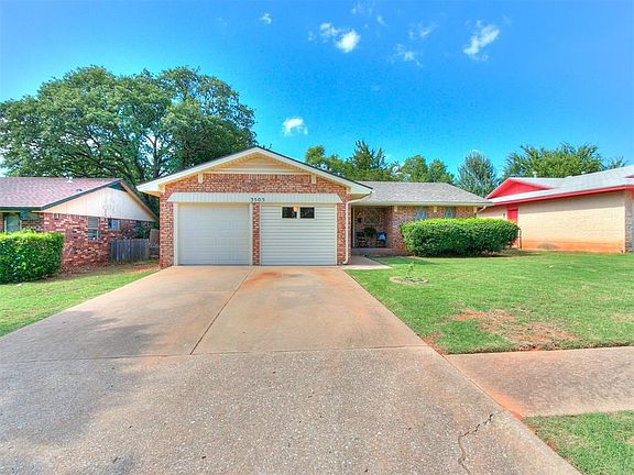 3rd image of 3505 Hillside Dr