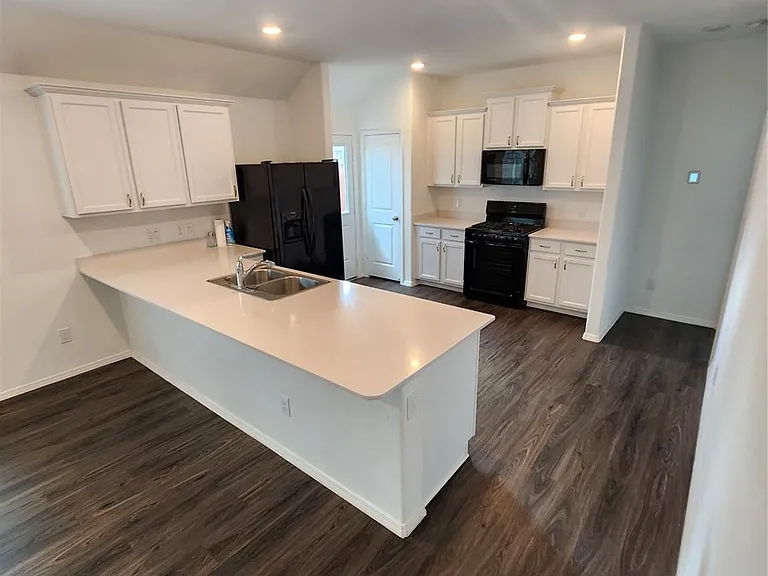 18419 Cobalt Cove Ln — Photo 20