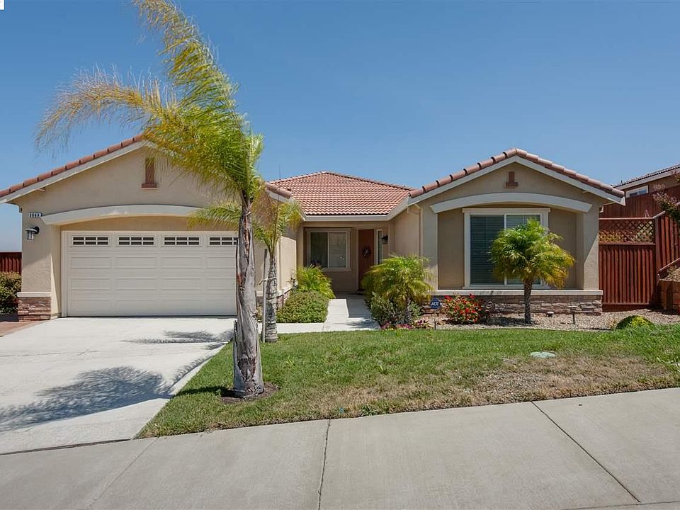 1st image of 3069 Barranca Dr
