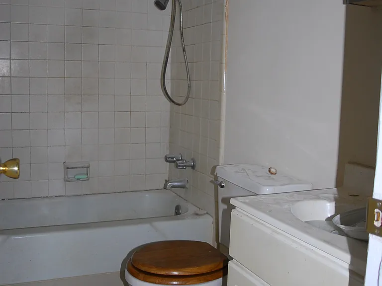 2615 Demaret Dr — Photo 8