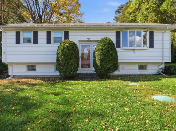 6 Birch St, West Brookfield, MA 01585