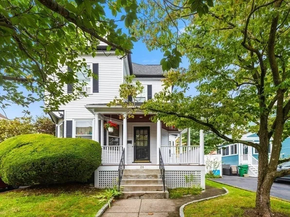 26 Farragut Ave, Medford, MA 02155